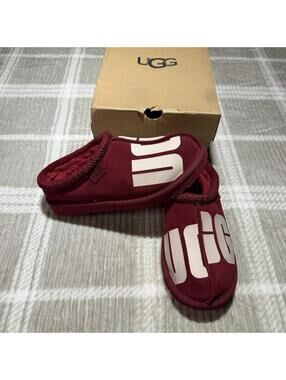 Boys/Girls UGGS Kid's Tasman Chopd Logo Red Maroon Suede Slippers Size 5